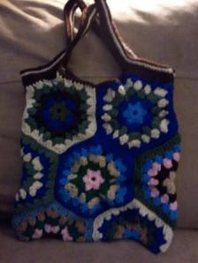Crocheted Handbag by Mandy Webster My latest DIY Pinterest project: Crocheted Handbag by Mandy Webster